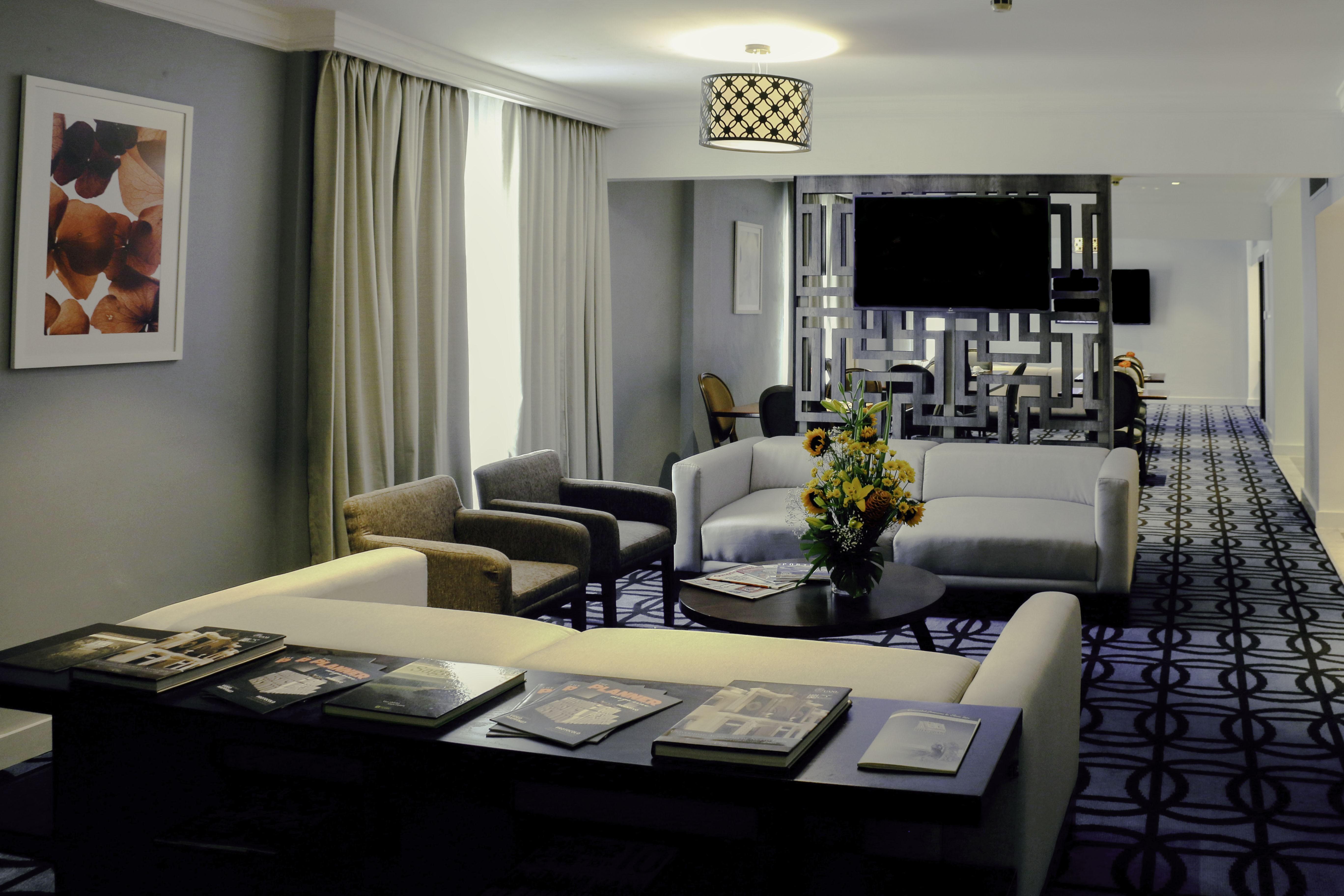 Gamma Monterrey Gran Hotel Ancira Ngoại thất bức ảnh Suite at the hotel